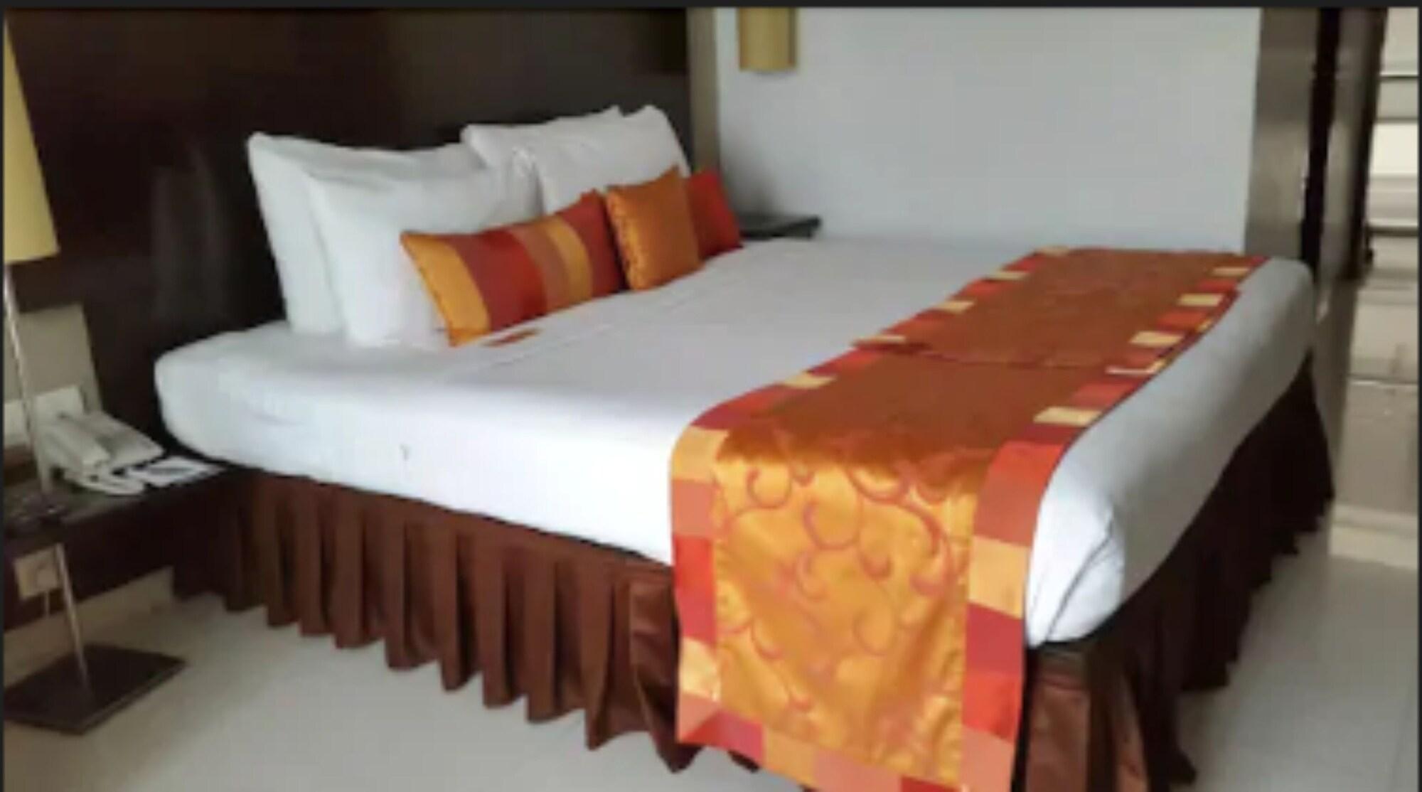 The Regenza By Tunga Hotel Nova Bombaim Exterior foto